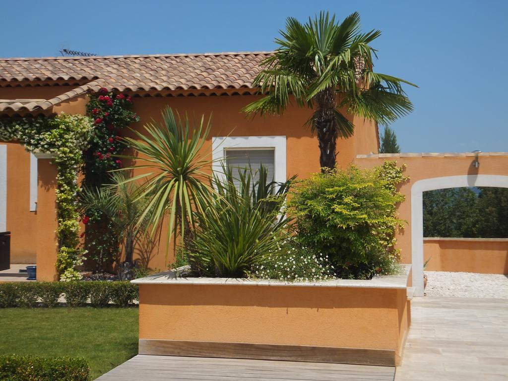 Les Lavandes Bed and Breakfast Alleins Exterior foto