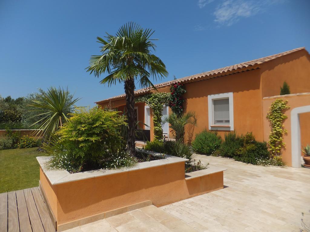 Les Lavandes Bed and Breakfast Alleins Exterior foto
